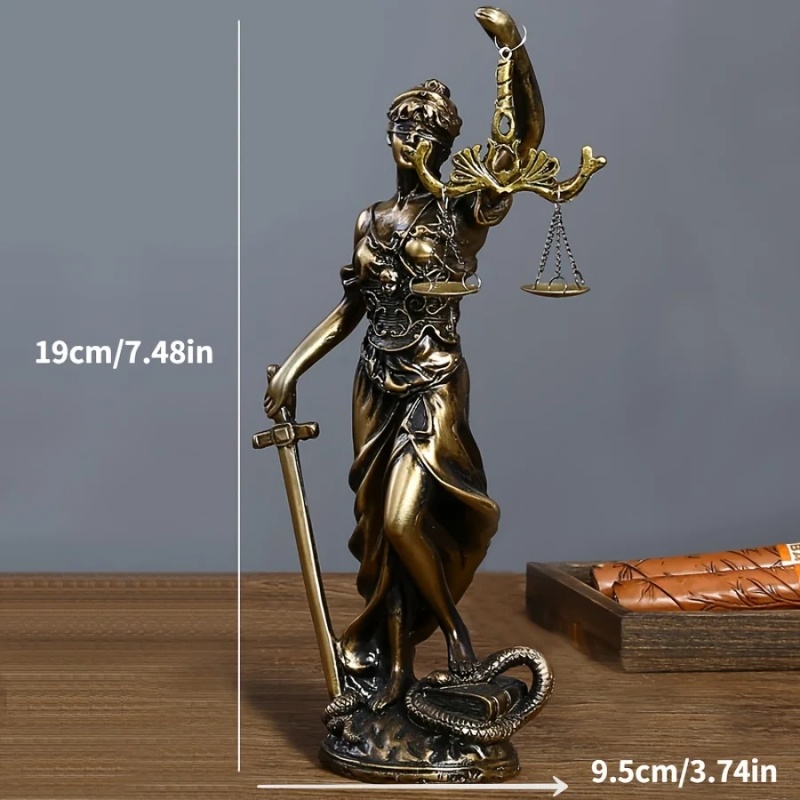 Statua della Giustizia, Scultu - Model Kit Judge recensione e prezzo