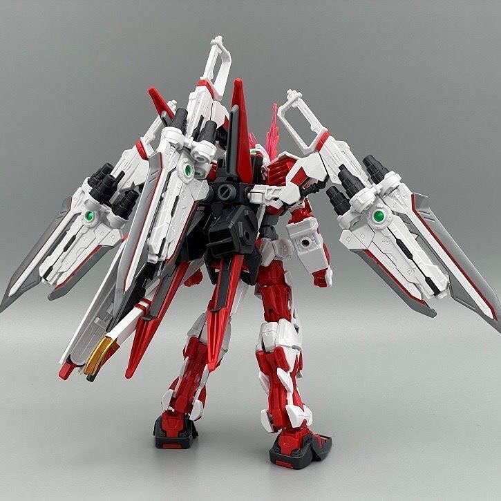 Kit di Montaggio Gundam Astray - Model Kit Gundam recensione e prezzo