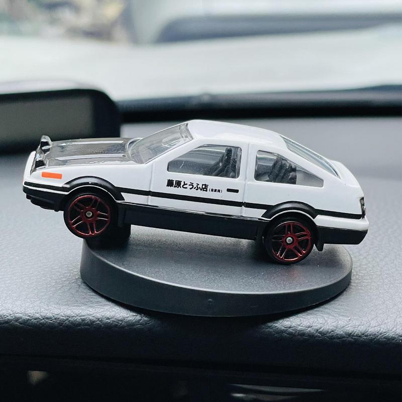 Iniziale D AE86 Modelli intern - Model Kit Ae86 recensione e prezzo