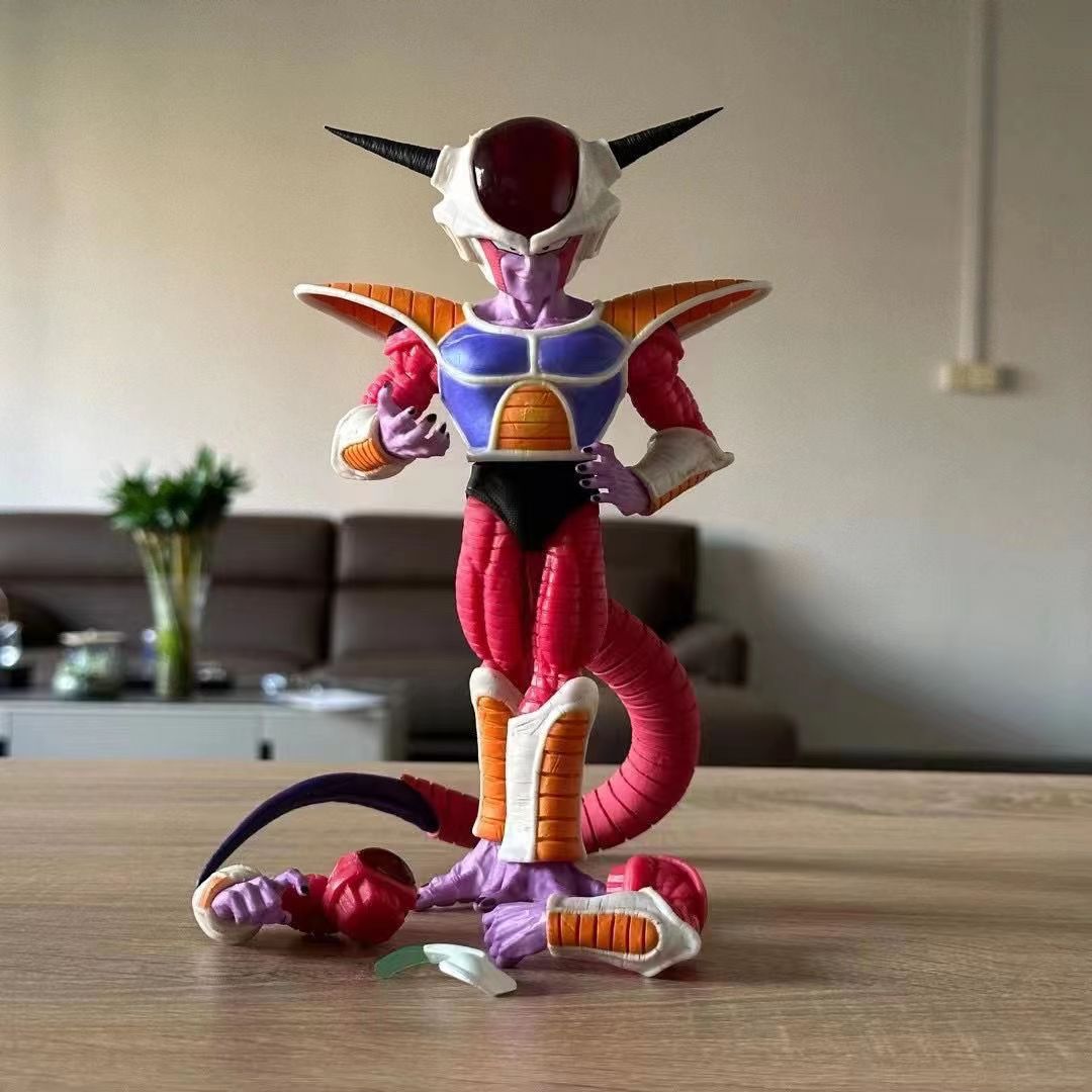 In magazzino Anime Dragon Ball - Model Kit Frieza recensione e prezzo