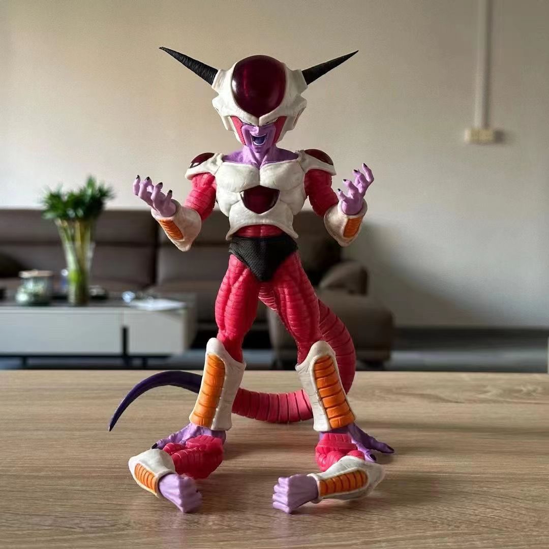 In magazzino Anime Dragon Ball - Model Kit Frieza recensione e prezzo