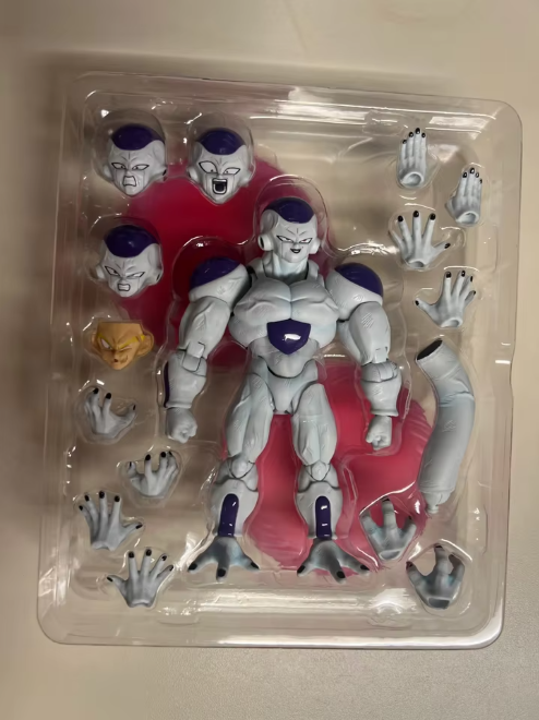 Action Figure DB Factory DB To - Model Kit Frieza recensione e prezzo