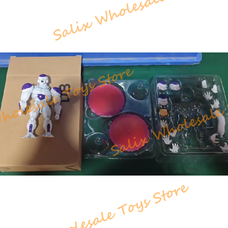 Disponibile - Action Figure Dr - Model Kit Frieza recensione e prezzo