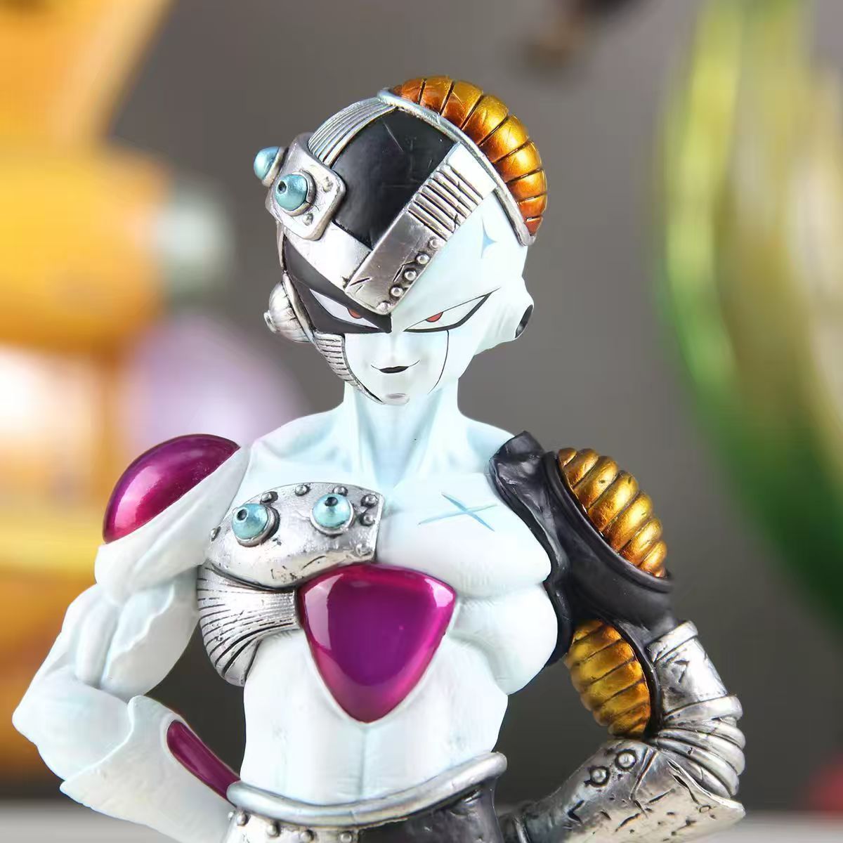 Action Figure di Frieza Mecha  - Model Kit Frieza recensione e prezzo