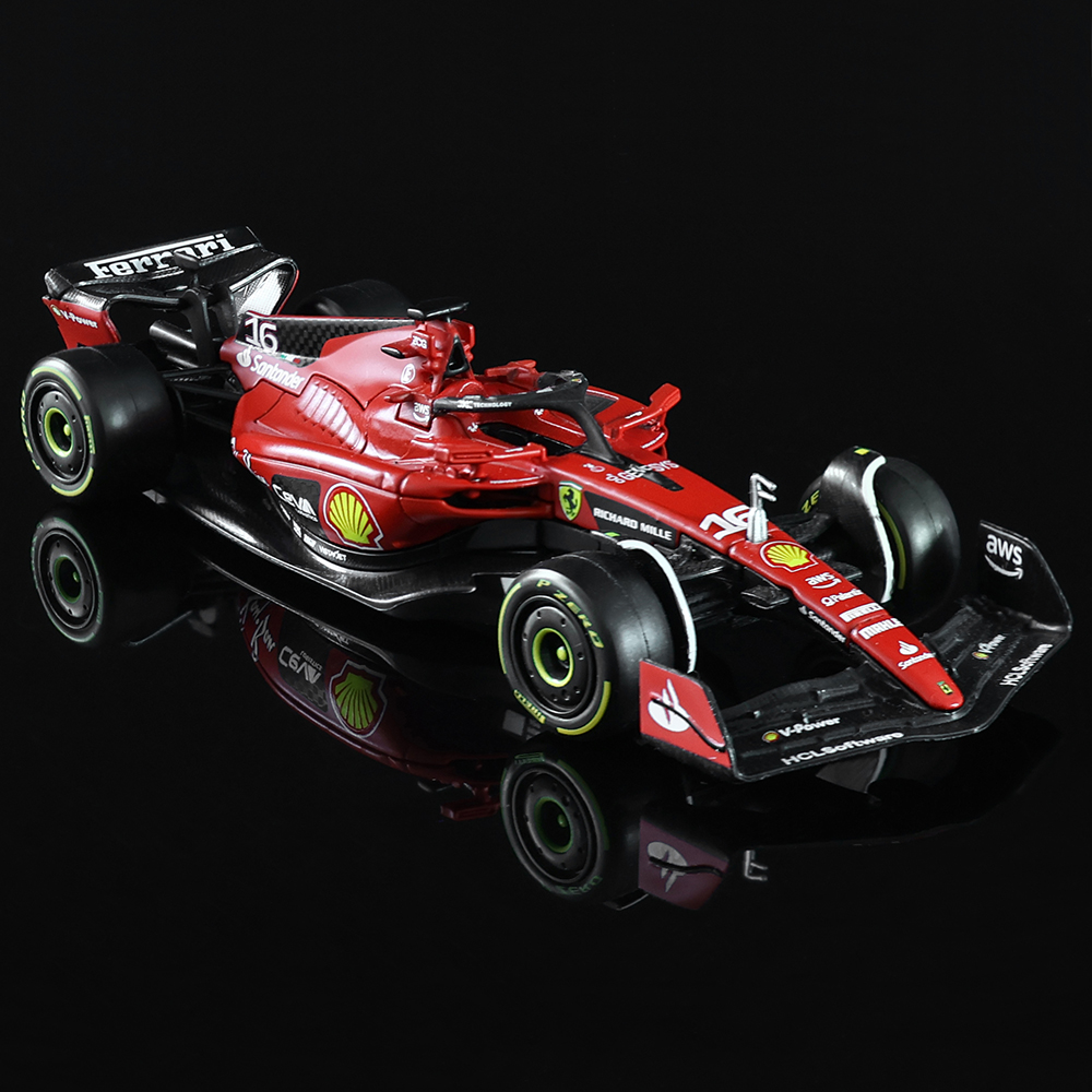 Bburago 1:43 NUOVO 2023 F1 Scu - Model Kit Alfa Romeo recensione e prezzo